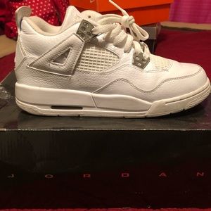 Jordan Retro 4s